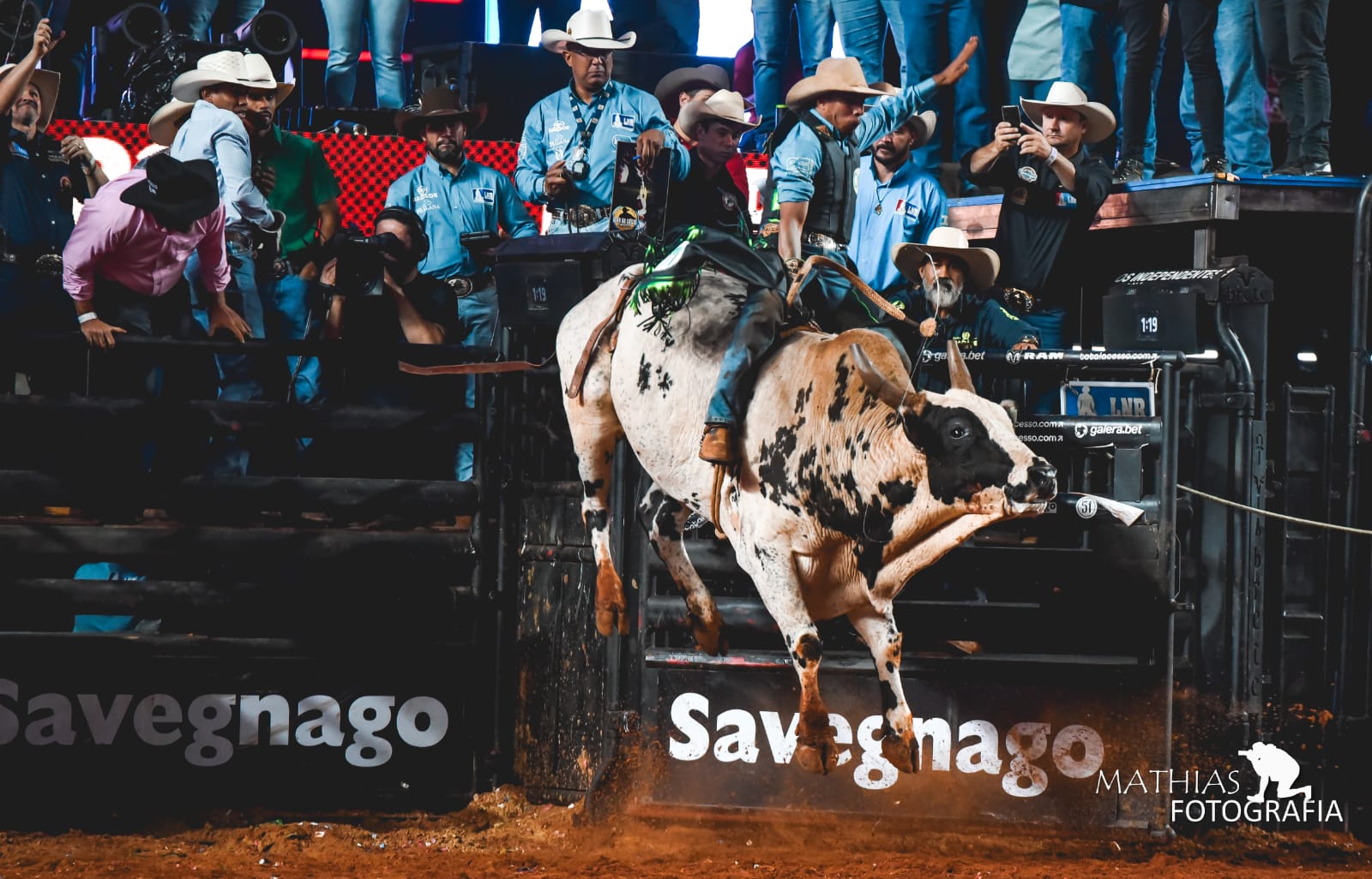 Show Boate Azul é uma das atrações da noite na Festa de Barretos