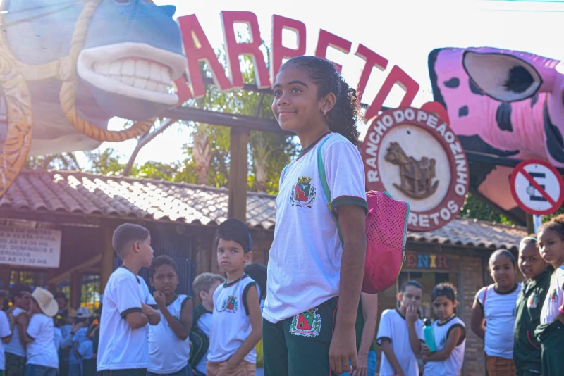 Mais de 5 mil alunos participam da Festa do Peão com visitas ao Rancho do Peãozinho