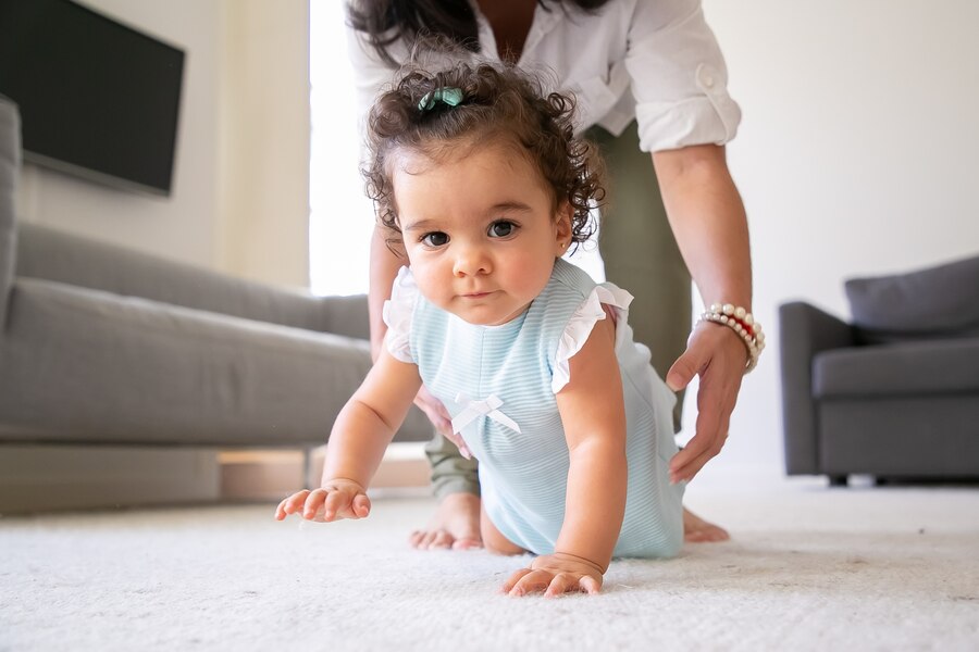 Como saber se o bebê está com calor? Confira 6 sinais